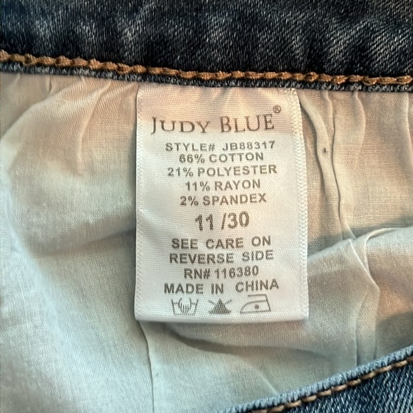 Judy Blue Boyfriend Fit High Rise Size 11/30 - Picture 12 of 16